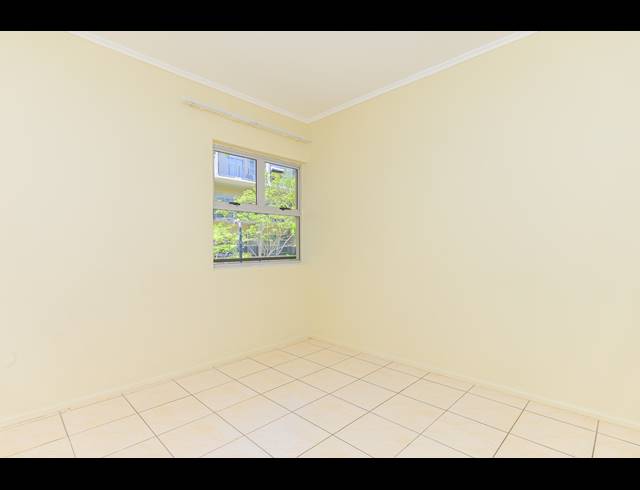 2 BEDROOM APARTMENT FOR SALE IN UMHLANGA RIDGE